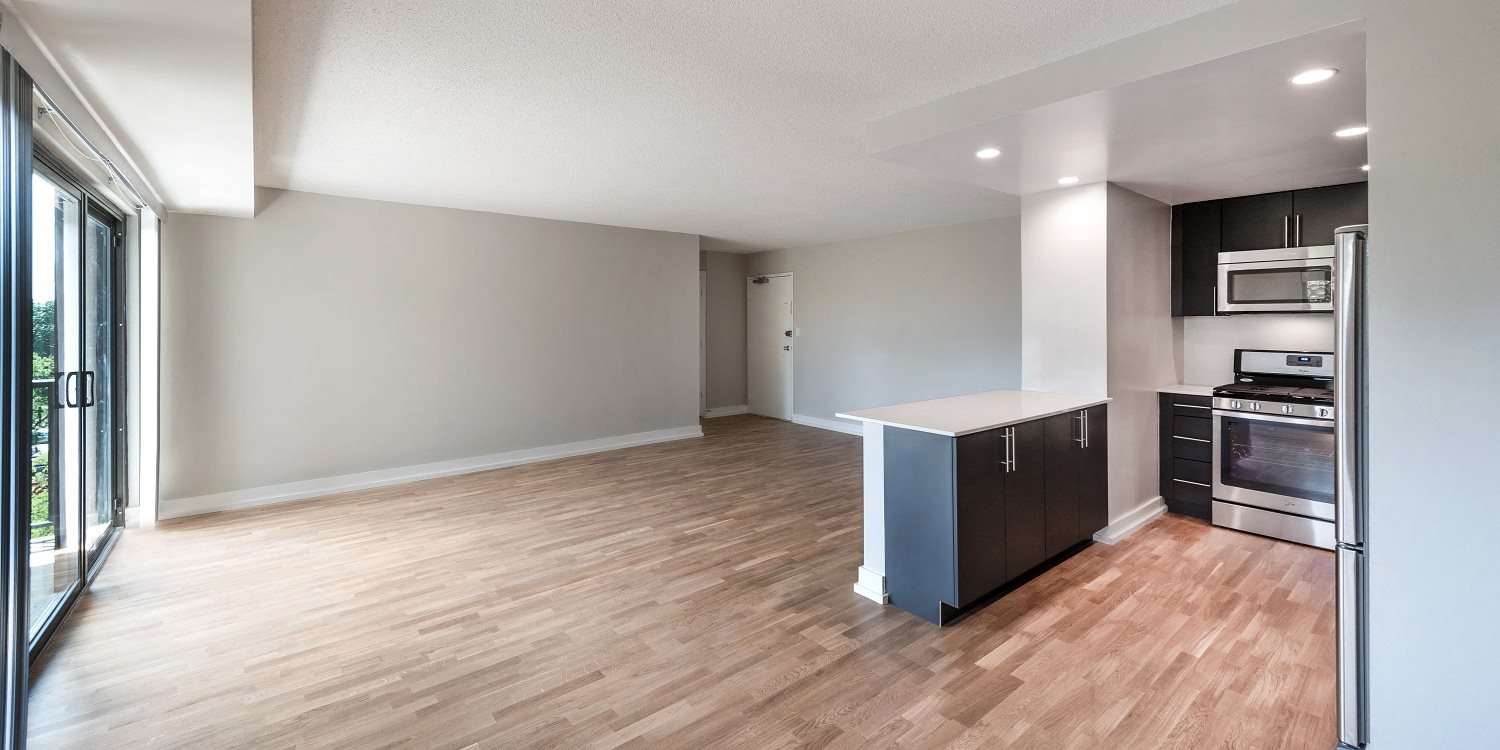 Munson Hill Apartments in Falls Church, VA